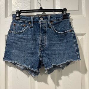 Levis frayed button fly 501 denim shorts